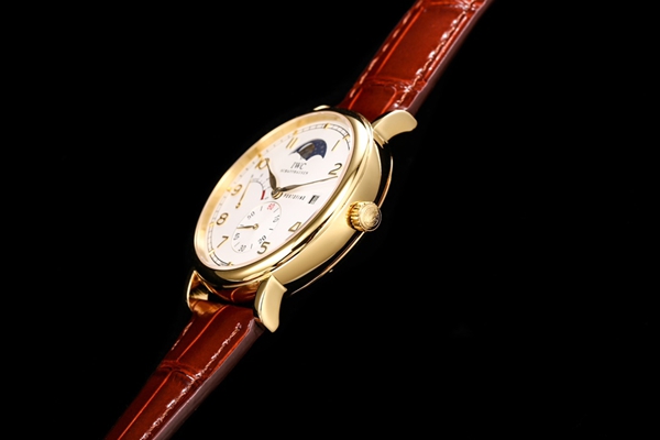 アイ・ダブリュー・シー細部ディテール